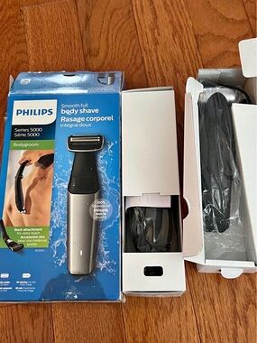Philips Norelco Bodygroom Series 5000 Waterproof Body Trimmer Shaver